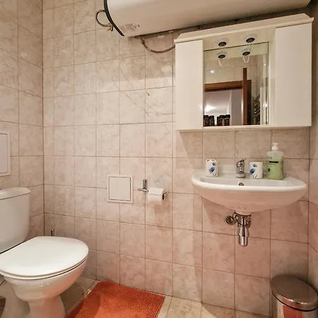 アパート Cozy 2-bedroom With Parking In Old By Flat Mаnager バンスコ